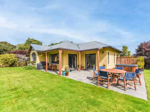 416 Nayland Road, Stoke