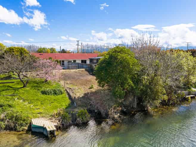 3085 State Highway 1, Riverlands