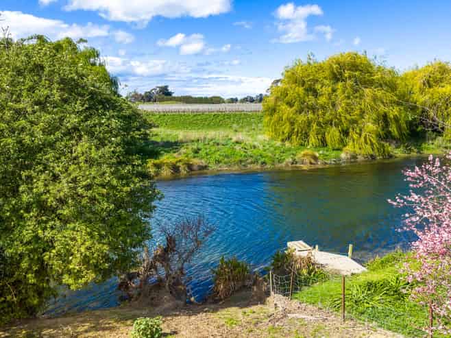 3085 State Highway 1, Riverlands