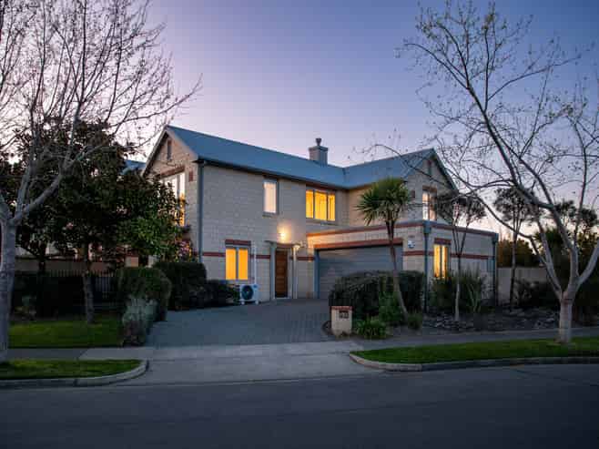 2 Waterford Avenue, Northwood