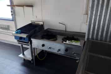 Takeaway / Lunchbar Premises For Lease