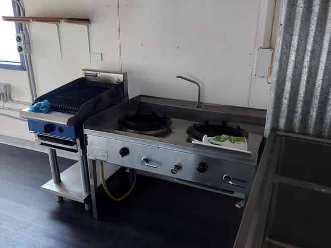 Takeaway / Lunchbar Premises For Lease