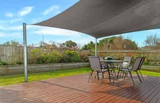 14 Tuamotu Park, Wainui