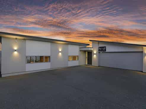 34 Arahiwi Grove, Tirohanga