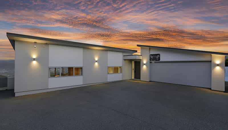 34 Arahiwi Grove, Tirohanga