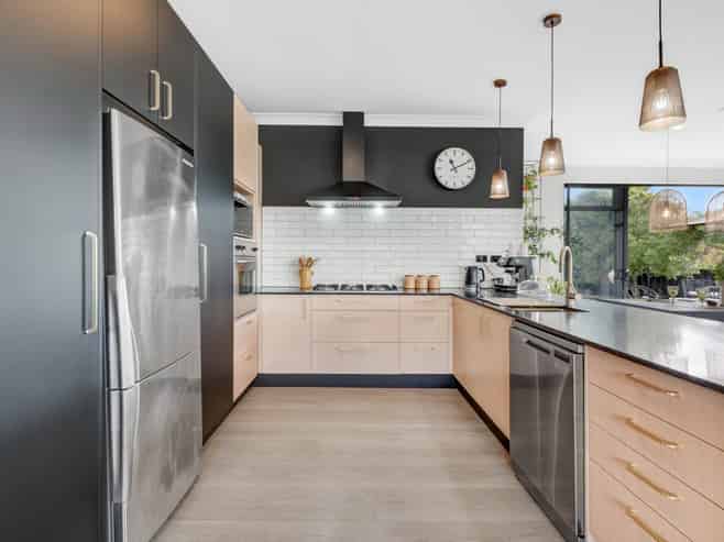 57 Roberta Crescent, Orewa