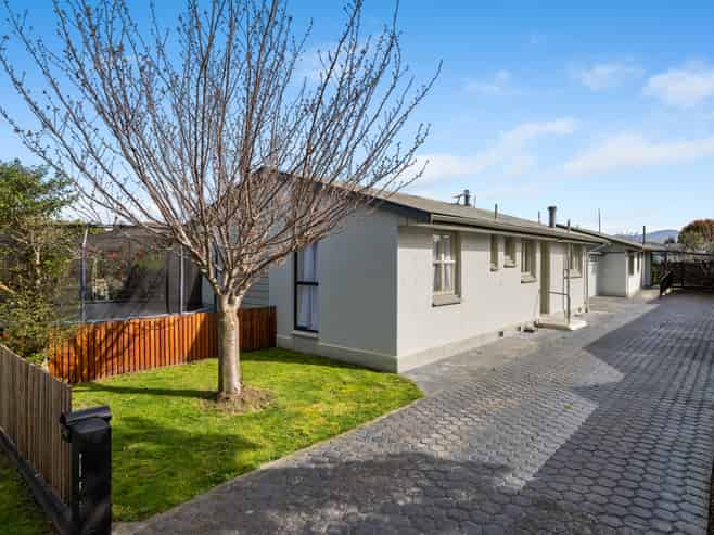 34 and 34A Lakings Road, Springlands