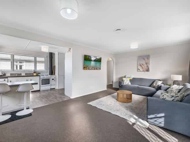 34 and 34A Lakings Road, Springlands