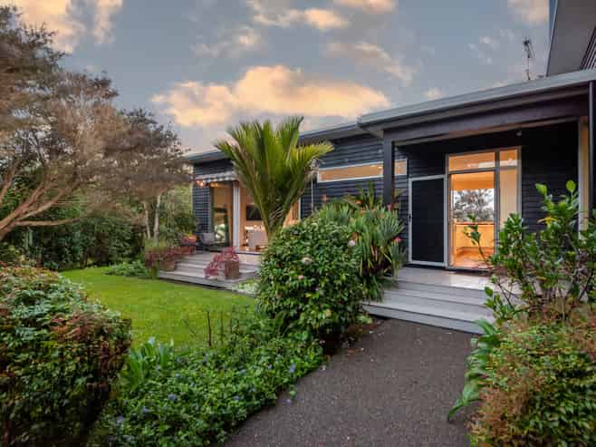 26 Matheson Road, Red Beach