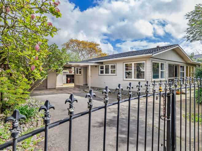 76A Kennedy Drive, Levin