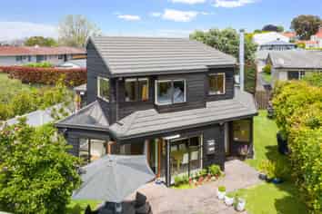 64B Onslow Avenue, Epsom