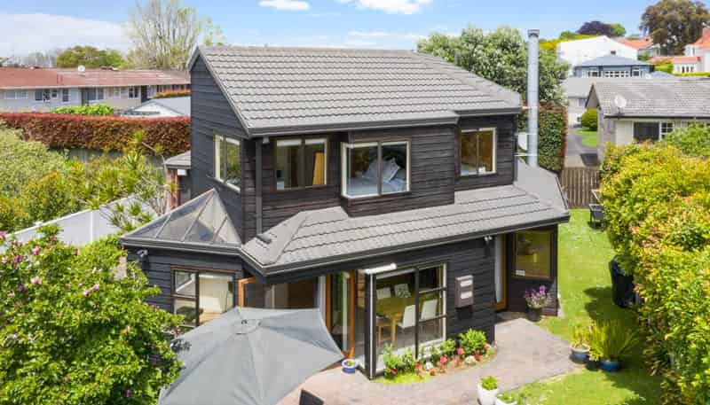 64B Onslow Avenue, Epsom