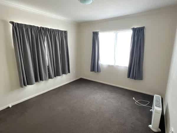 Auckland - Address withheld