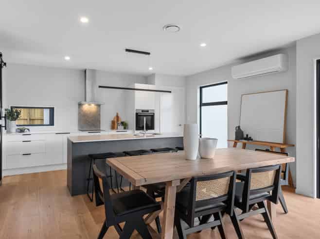 119 Garlands Road, Hillsborough