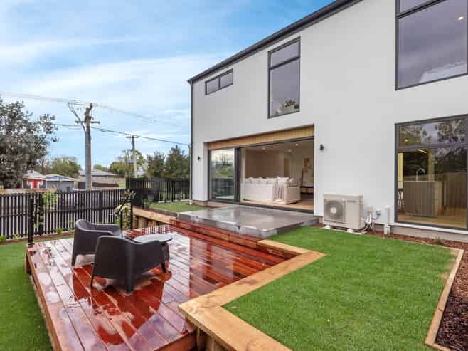 119 Garlands Road, Hillsborough