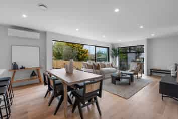 119 Garlands Road, Hillsborough