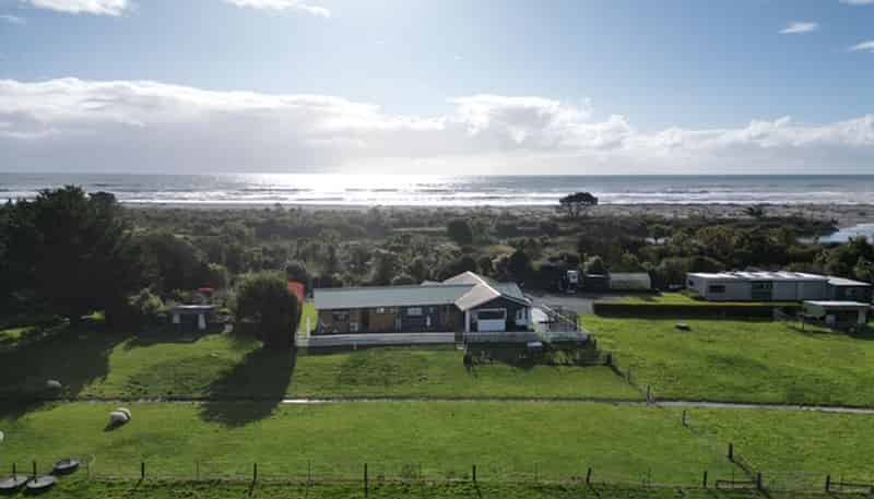 27 Coopers Road, Greymouth