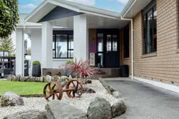 27 Coopers Road, Greymouth