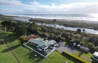 27 Coopers Road, Greymouth