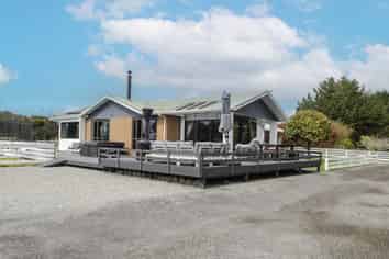 27 Coopers Road, Greymouth