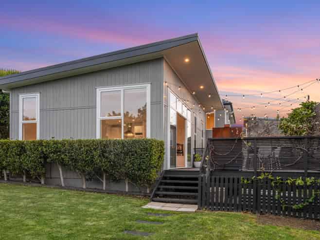 72 Kiwitea Street, Sandringham