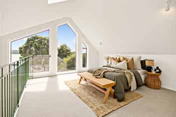 2A Seaforth Avenue, Mangere Bridge