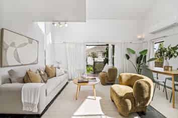 2A Seaforth Avenue, Mangere Bridge
