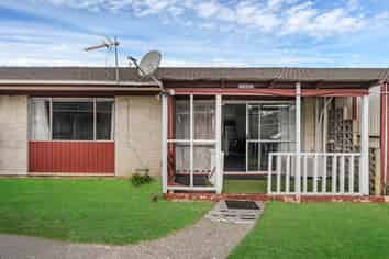 2/10 Scott Road, Papatoetoe