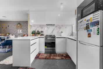 2/10 Scott Road, Papatoetoe