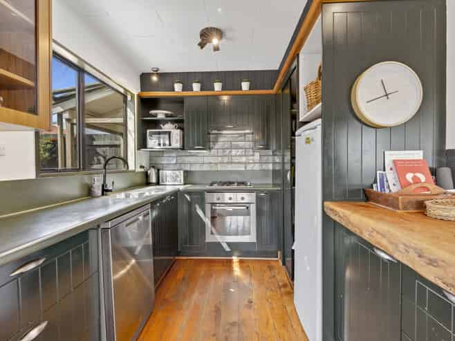 14 Kings Drive, Wanaka