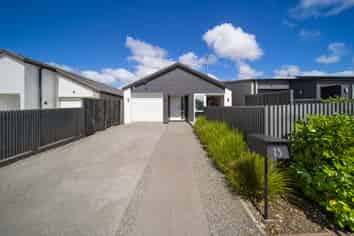 25 Komako Lane, Ramarama