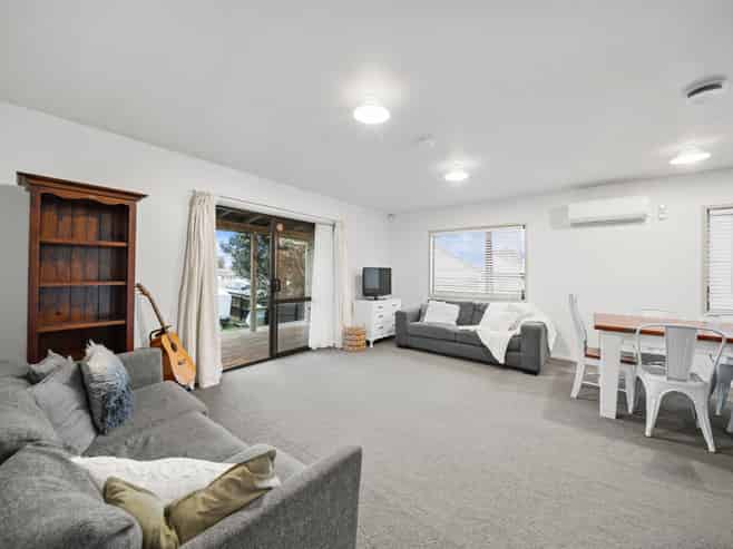 46 Hall Avenue, Mangere