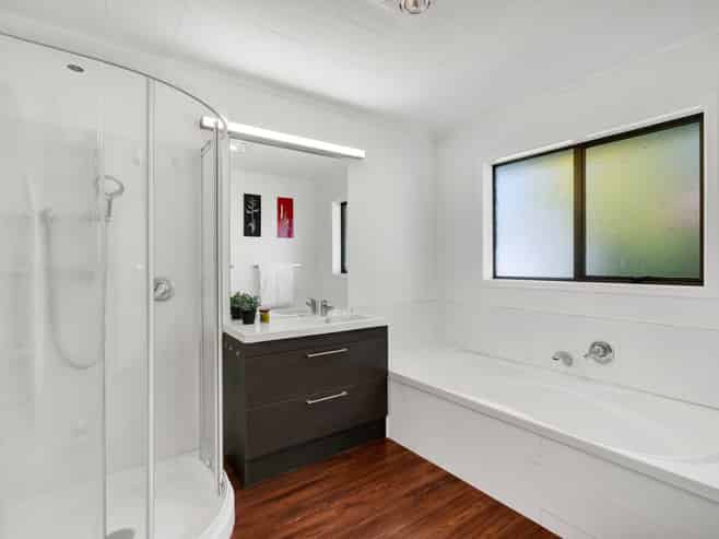323 Mangorei Road, Merrilands