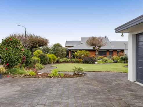 54 Karina Road, Merrilands