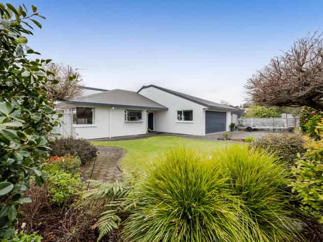 54 Karina Road, Merrilands