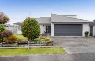 54 Karina Road, Merrilands