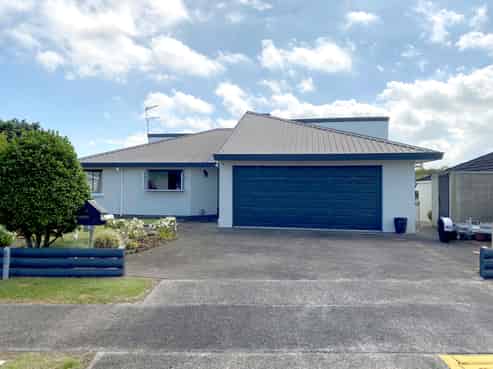 54 Karina Road, Merrilands
