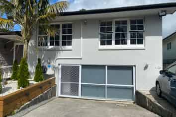24 Dennis Avenue, Hillpark