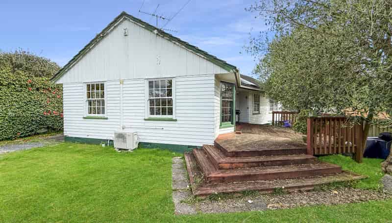 35 Edmund Hillary Avenue, Papakura
