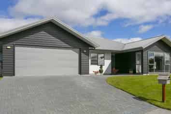 19 Penny Grove, Nukuhau