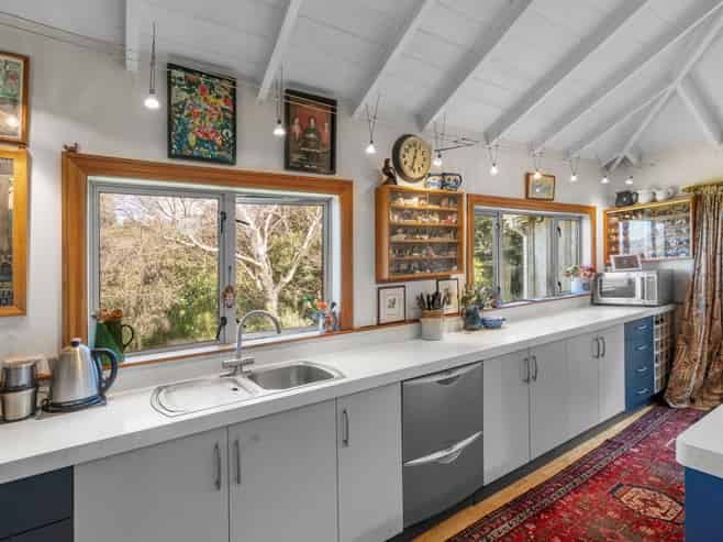 196A Okains Bay Road, Robinsons Bay