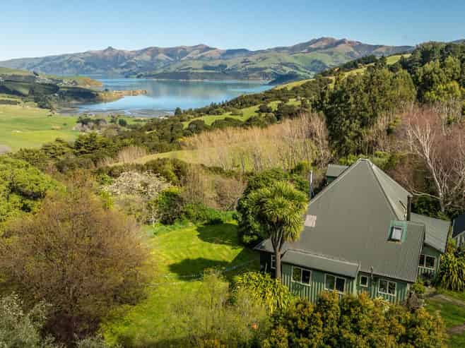 196A Okains Bay Road, Robinsons Bay