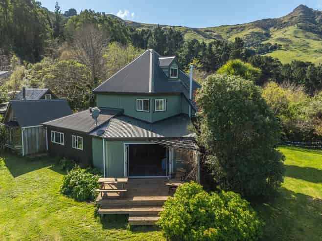 196A Okains Bay Road, Robinsons Bay