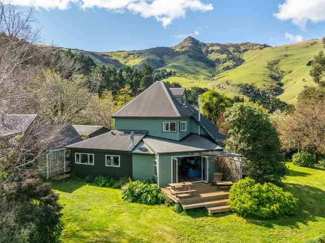 196A Okains Bay Road, Robinsons Bay