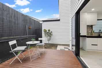 2/6 Pikitea Road, Mangere Bridge