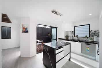 4/6 Pikitea Road, Mangere Bridge