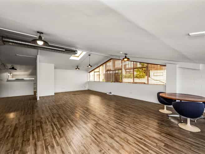 Versatile - Office, Warehouse or Creative Studio