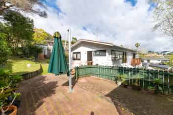2/3 Leith Way, Rothesay Bay