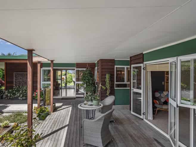 1685C Thornton Road, Matata