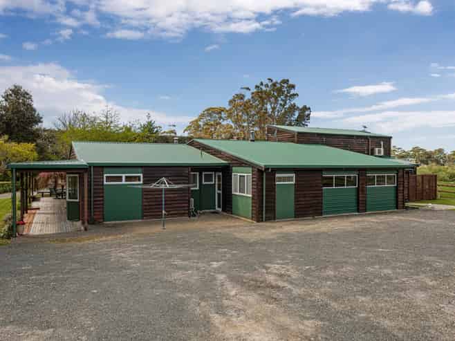 1685C Thornton Road, Matata